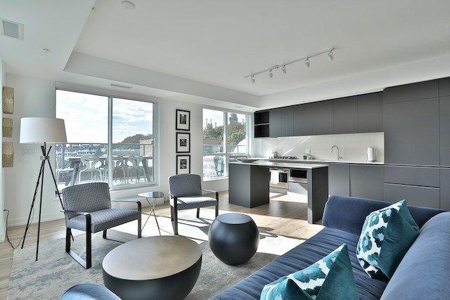 604 - 377 Madison Ave, Condo with 2 bedrooms, 3 bathrooms and 2 parking in Toronto ON | Image 3