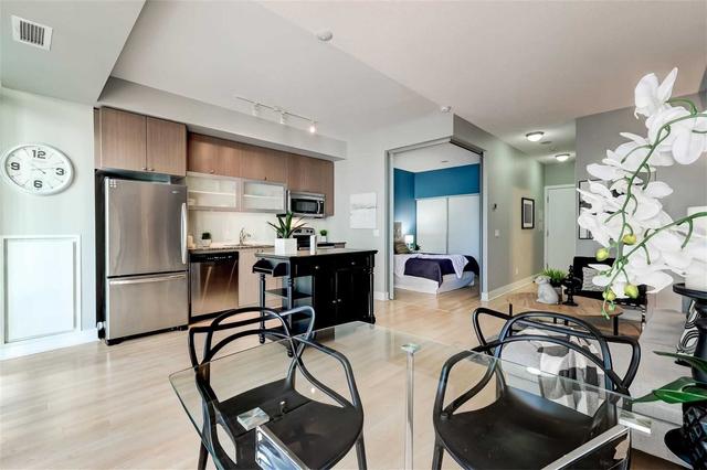 430 - 90 Stadium Rd, Condo with 1 bedrooms, 1 bathrooms and 0 parking in Toronto ON | Image 2