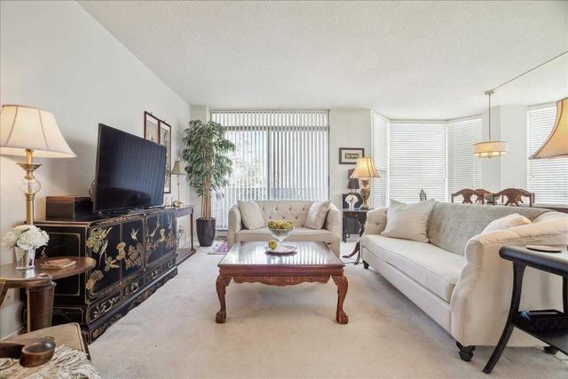405 - 1901 Pilgrims Way, Condo with 2 bedrooms, 2 bathrooms and 1 parking in Oakville ON | Image 5