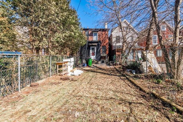 1024 Dovercourt Rd, House semidetached with 3 bedrooms, 3 bathrooms and 0 parking in Toronto ON | Image 32
