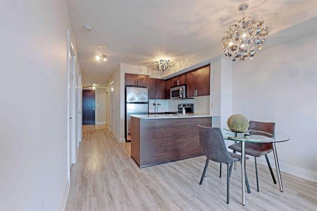 1409 - 30 North Park Rd, Condo with 1 bedrooms, 2 bathrooms and 1 parking in Vaughan ON | Image 3