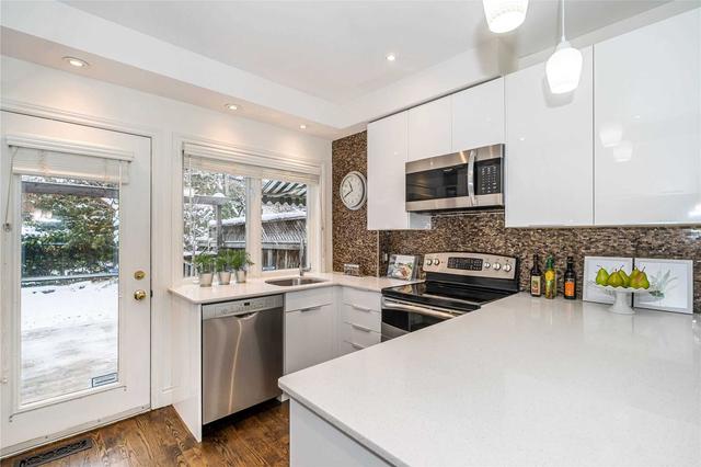 96 Ellerbeck St, House semidetached with 3 bedrooms, 2 bathrooms and 0 parking in Toronto ON | Image 7