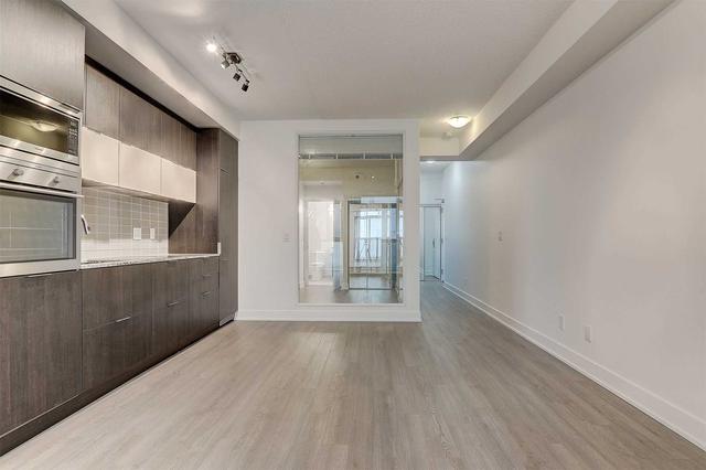 1211 - 318 Richmond St W, Condo with 1 bedrooms, 1 bathrooms and 0 parking in Toronto ON | Image 18