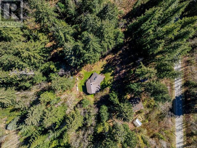 6912 Railway Ave, House detached with 2 bedrooms, 1 bathrooms and 6 parking in Comox Valley C (Puntledge   Black Creek) BC | Image 45