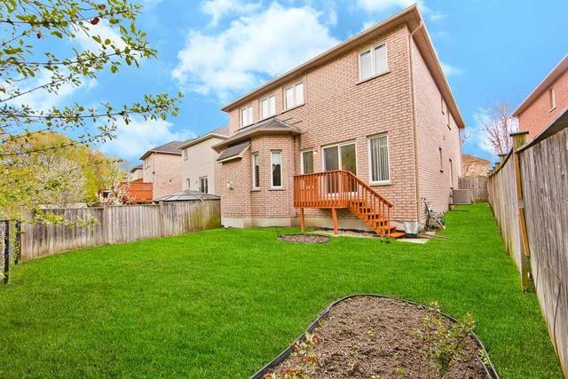 18 Ferncliffe Cres, House detached with 4 bedrooms, 4 bathrooms and 4 parking in Markham ON | Image 17