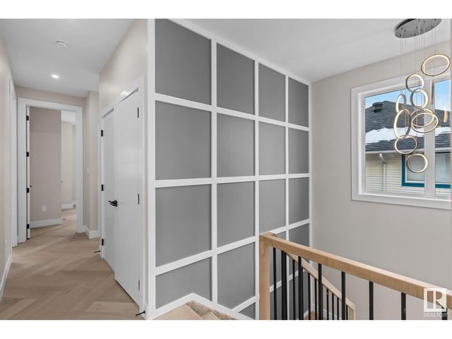 9756 83 Av Nw, House detached with 4 bedrooms, 3 bathrooms and null parking in Edmonton AB | Image 17