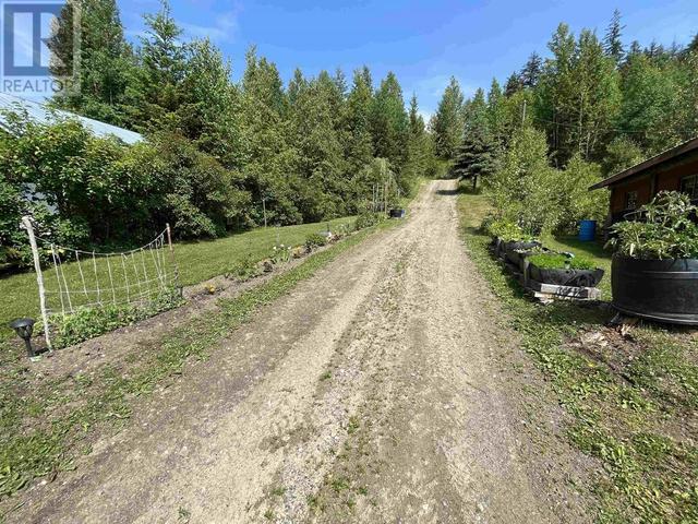 5470 Winkley Creek Road, House detached with 3 bedrooms, 1 bathrooms and null parking in Cariboo F BC | Image 15