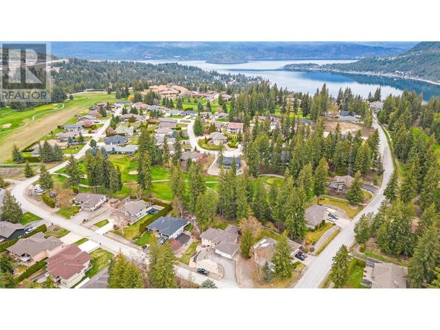 2599 Golf View Crescent, House detached with 4 bedrooms, 2 bathrooms and 3 parking in Columbia Shuswap C BC | Image 59