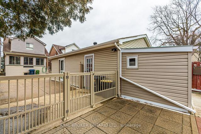107 Foxwell St, House detached with 3 bedrooms, 2 bathrooms and 4 parking in Toronto ON | Image 20