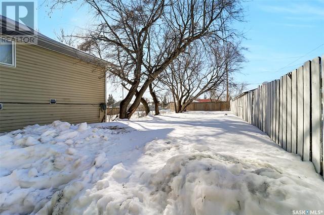 335 U Avenue S, House detached with 3 bedrooms, 2 bathrooms and null parking in Saskatoon SK | Image 31