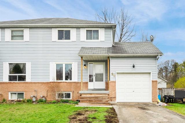 65 Donald Cres, House semidetached with 3 bedrooms, 2 bathrooms and 5 parking in Wasaga Beach ON | Image 1