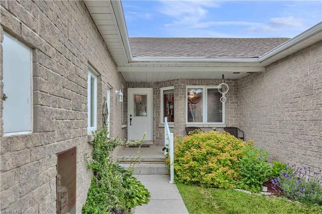 672 Millwood Drive, House attached with 2 bedrooms, 2 bathrooms and 3 parking in Kingston ON | Image 43