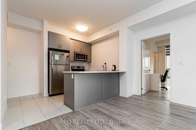 807 - 81 Robinson St, Condo with 2 bedrooms, 2 bathrooms and 1 parking in Hamilton ON | Image 9