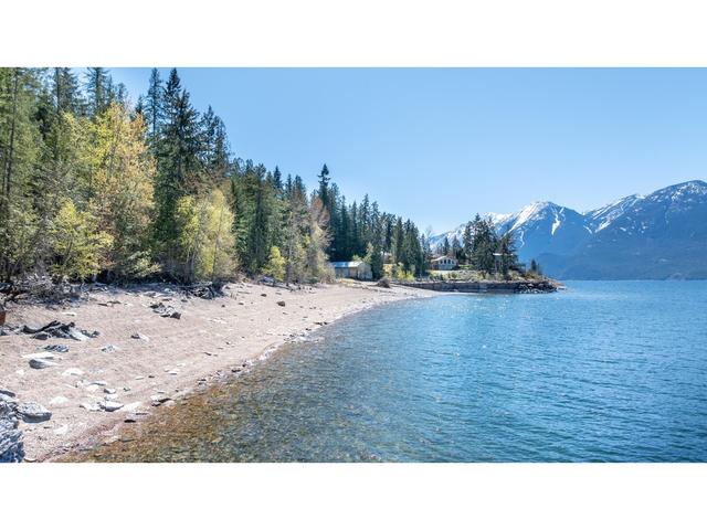 14533 Smith Road, House detached with 4 bedrooms, 3 bathrooms and null parking in Central Kootenay A BC | Image 48