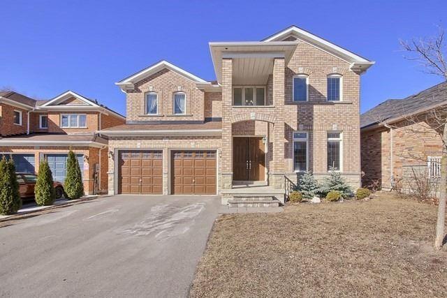 425 Gilpin Dr, House detached with 3 bedrooms, 4 bathrooms and 4 parking in Newmarket ON | Image 1