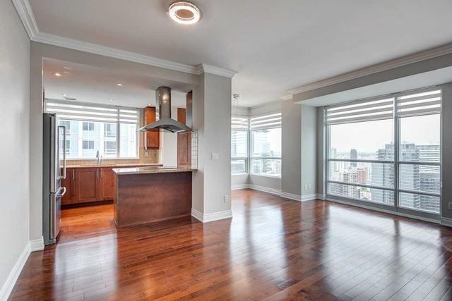 4202 - 761 Bay St, Condo with 2 bedrooms, 3 bathrooms and 2 parking in Toronto ON | Image 37
