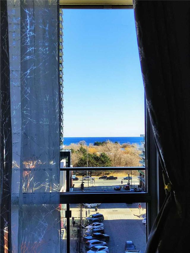 723 - 10 Park Lawn Rd, Condo with 2 bedrooms, 2 bathrooms and 1 parking in Toronto ON | Image 8