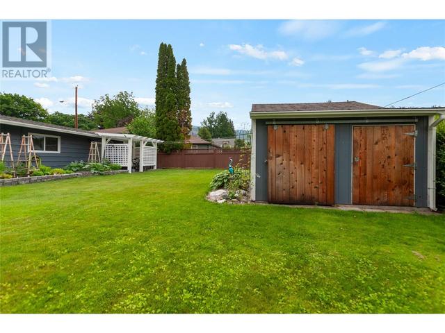 156 Ritchie Avenue, House detached with 3 bedrooms, 2 bathrooms and null parking in Okanagan Similkameen E BC | Image 30