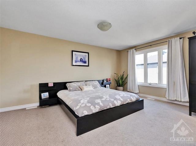 100 Calvington Avenue, Townhouse with 4 bedrooms, 3 bathrooms and 2 parking in Ottawa ON | Image 13