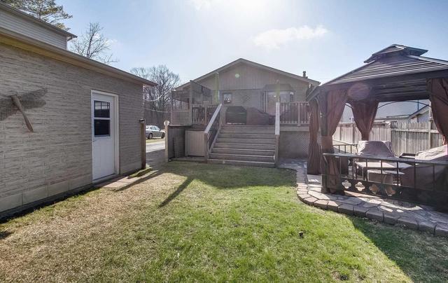 79 Oak Ave, House detached with 2 bedrooms, 2 bathrooms and 8 parking in East Gwillimbury ON | Image 23