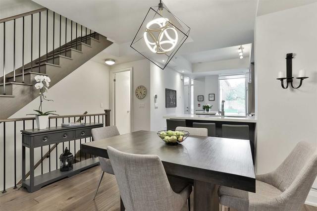 197 Duplex Ave, Townhouse with 3 bedrooms, 3 bathrooms and 1 parking in Toronto ON | Image 19