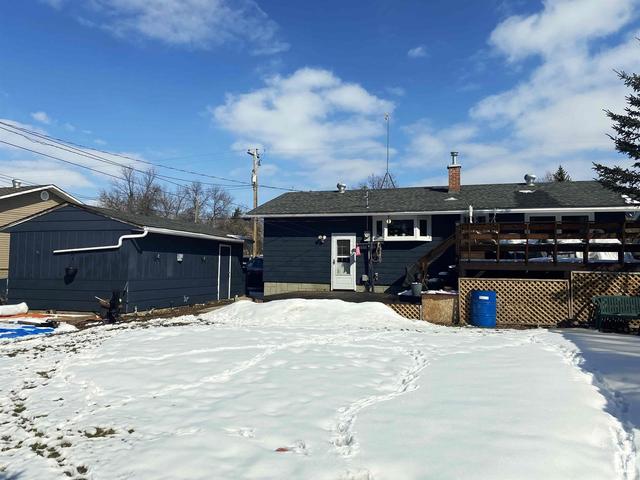 4808 50 St, House detached with 4 bedrooms, 1 bathrooms and null parking in Breton AB | Image 3