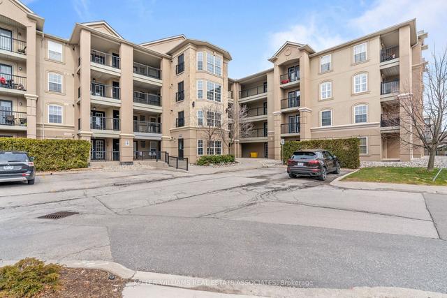 210 - 2055 Appleby Line, Condo with 2 bedrooms, 2 bathrooms and 1 parking in Burlington ON | Image 1