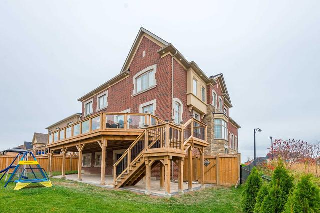 68 Fairmont Ridge Tr, House detached with 5 bedrooms, 4 bathrooms and 5 parking in King ON | Image 18