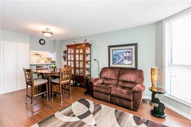 1501 - 150 Dunlop St E, Condo with 1 bedrooms, 1 bathrooms and 1 parking in Barrie ON | Image 1