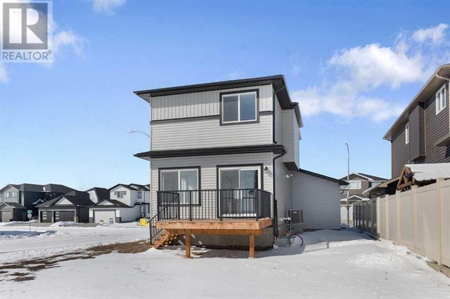 4 Hamptons Crescent Se, House detached with 3 bedrooms, 3 bathrooms and 4 parking in Medicine Hat AB | Image 36