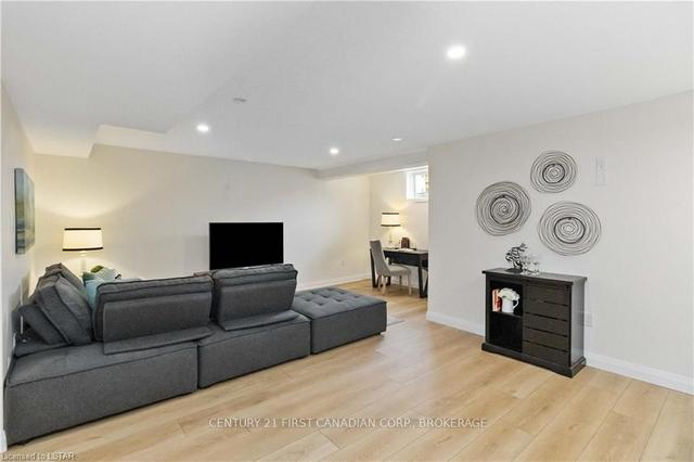 18 - 2040 Shore Rd, House attached with 3 bedrooms, 4 bathrooms and 2 parking in London ON | Image 30