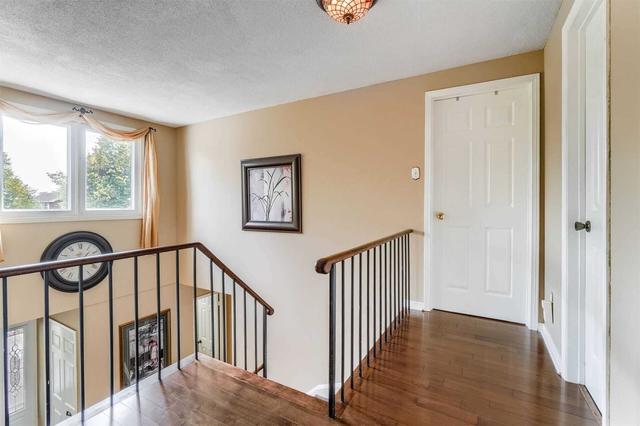 73 Reynier Dr, House detached with 3 bedrooms, 3 bathrooms and 4 parking in Brampton ON | Image 17