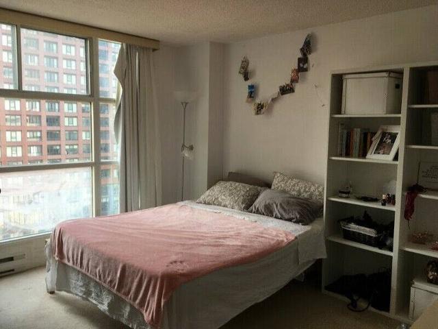 1101 - 409 Bloor St E, Condo with 1 bedrooms, 1 bathrooms and 0 parking in Toronto ON | Image 3
