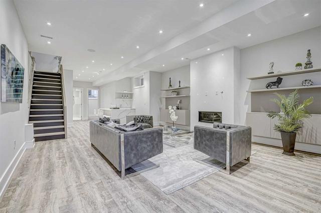 365 Balliol St, House detached with 4 bedrooms, 5 bathrooms and 2 parking in Toronto ON | Image 24