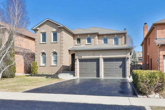 358 River Glen Blvd, House detached with 4 bedrooms, 4 bathrooms and 4 parking in Oakville ON | Image 1