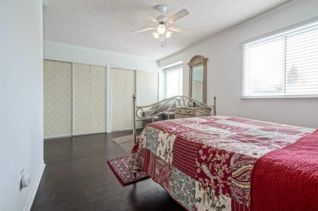 6 Brisbane Crt, Townhouse with 3 bedrooms, 3 bathrooms and 1 parking in Brampton ON | Image 13
