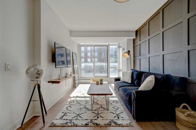 818 - 825 Church St, Condo with 2 bedrooms, 2 bathrooms and 1 parking in Toronto ON | Image 3