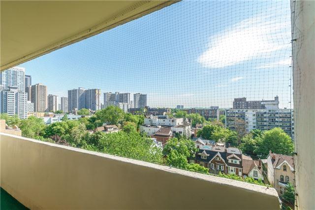 1002 - 40 Homewood Ave, Condo with 2 bedrooms, 1 bathrooms and 1 parking in Toronto ON | Image 13