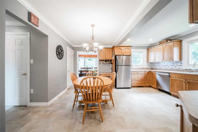 12553 Beechwood Line, House detached with 5 bedrooms, 1 bathrooms and 20 parking in Chatham Kent ON | Image 2