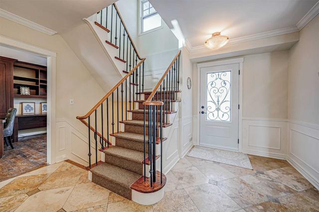 296 Cairncroft Rd Rd, House detached with 4 bedrooms, 4 bathrooms and 8 parking in Oakville ON | Image 37