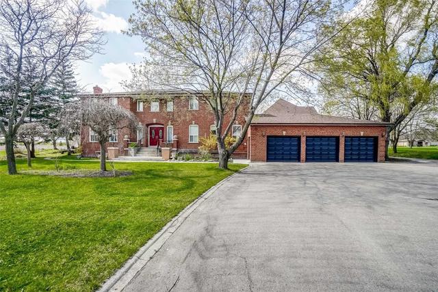 22 Manswood Cres, House detached with 9 bedrooms, 8 bathrooms and 25 parking in Brampton ON | Image 18