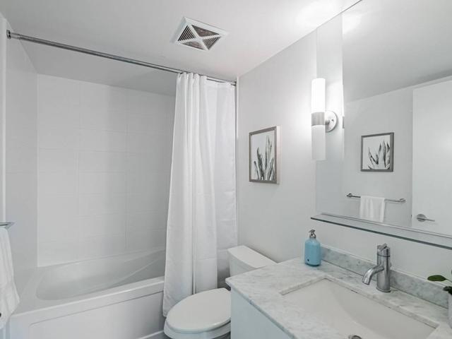 1103 - 320 Richmond St E, Condo with 2 bedrooms, 2 bathrooms and 1 parking in Toronto ON | Image 7