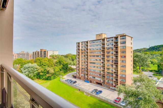 1003 - 1964 Main St W, Condo with 3 bedrooms, 2 bathrooms and 1 parking in Hamilton ON | Image 14