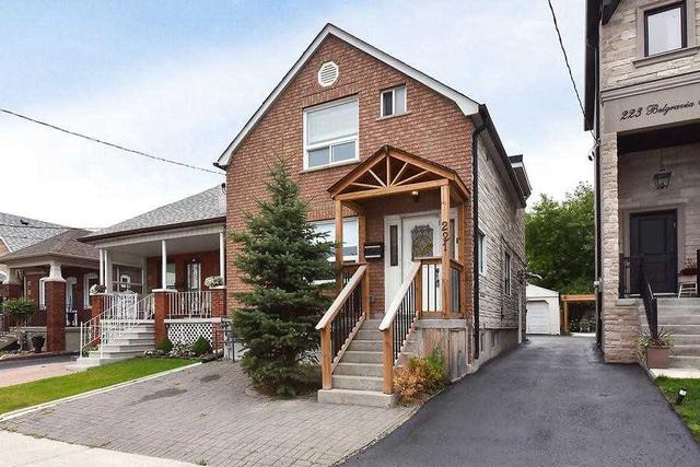 221 Belgravia Ave, House detached with 3 bedrooms, 4 bathrooms and 2 parking in Toronto ON | Image 12