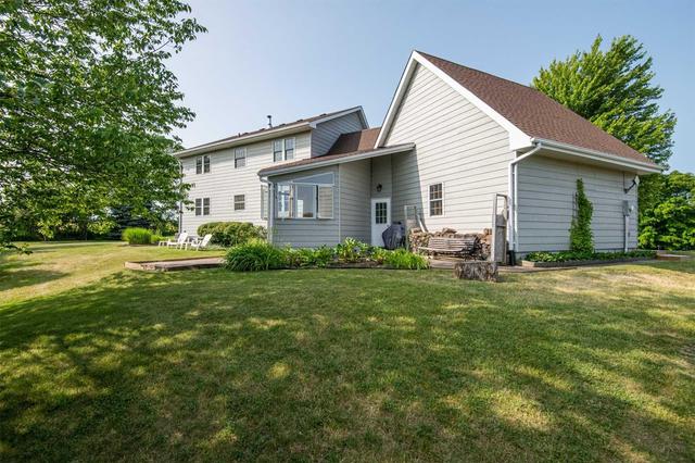 2 Algonquin Heights Crt, House detached with 3 bedrooms, 2 bathrooms and 8 parking in Essa ON | Image 14