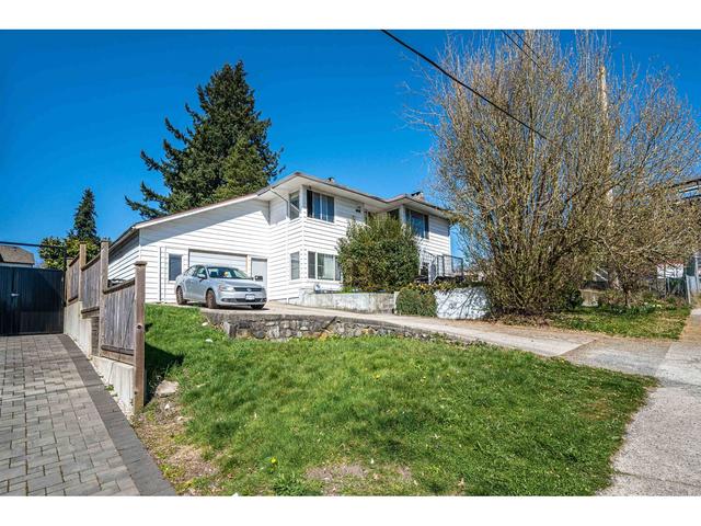 319 Archer Street, House detached with 6 bedrooms, 2 bathrooms and null parking in New Westminster BC | Card Image