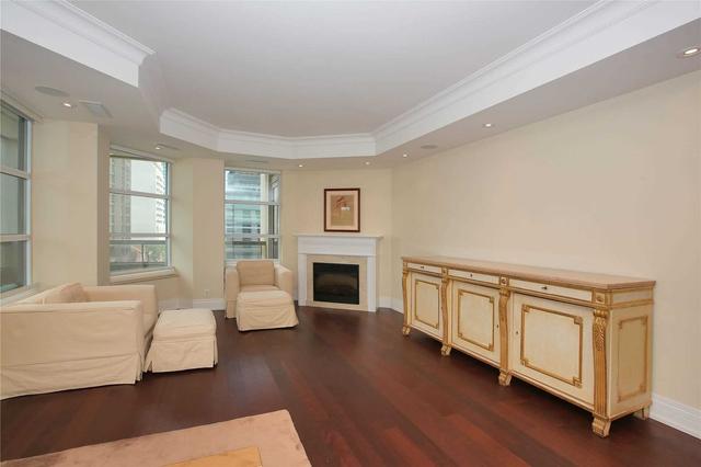 505 - 68 Yorkville Ave, Condo with 2 bedrooms, 3 bathrooms and 2 parking in Toronto ON | Image 21