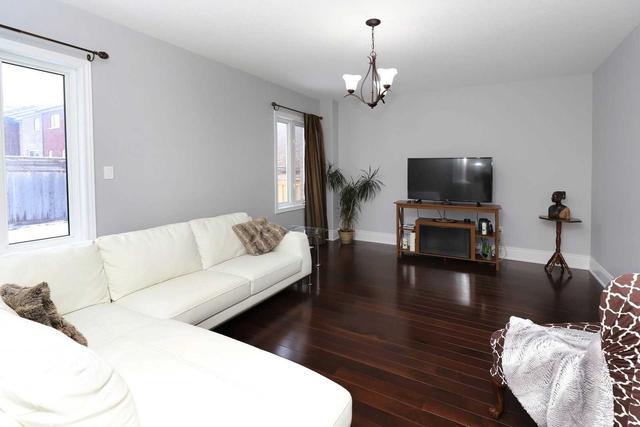 217 8th Ave, House detached with 4 bedrooms, 5 bathrooms and 4 parking in New Tecumseth ON | Image 5