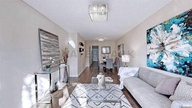 22 Lowry Sq, House semidetached with 3 bedrooms, 3 bathrooms and 3 parking in Toronto ON | Image 21