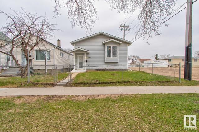 11815 79 St Nw, House detached with 4 bedrooms, 2 bathrooms and null parking in Edmonton AB | Card Image
